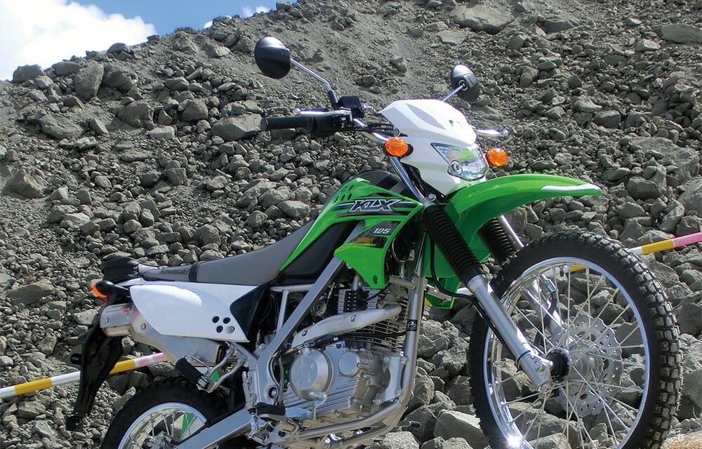 Kawasaki KLX125最新バイクレポート 2015年1月号 | 沖縄の新車/中古バイク・パーツは沖縄専門【クロスバイク】