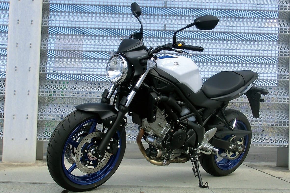 SUZUKI SV650 ABS最新バイクレポート 2016年10月号 | 沖縄の新車/中古