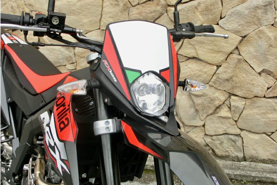 アプリリア RX125最新バイクレポート 2021年2月号 | 沖縄の新車/中古 ...