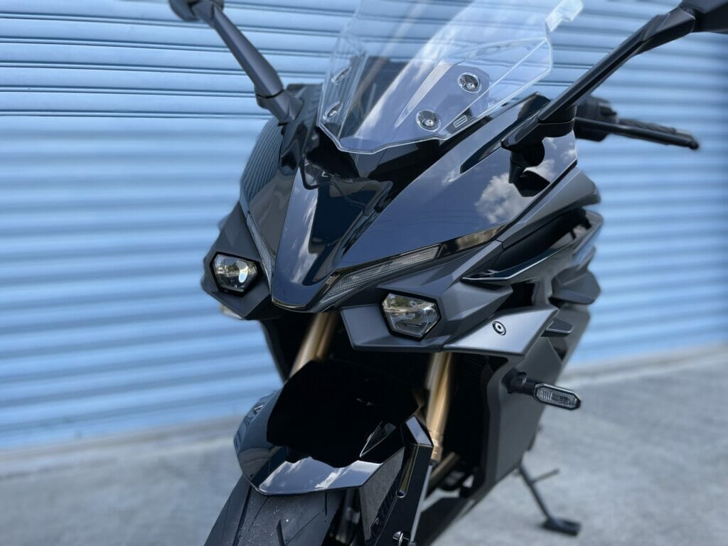 SUZUKI初の〇〇搭載!?GSX-S1000GTをレビュー!!!! | 沖縄の新車/中古