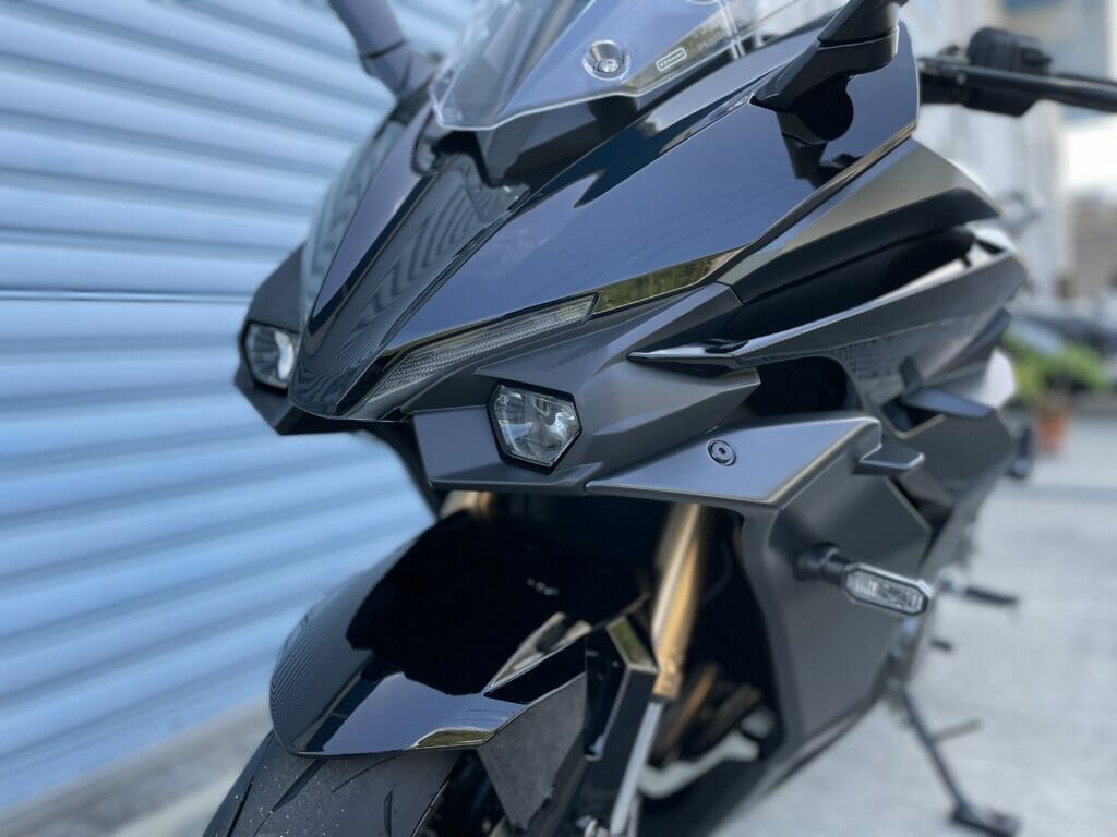 SUZUKI初の〇〇搭載!?GSX-S1000GTをレビュー!!!! | 沖縄の新車/中古