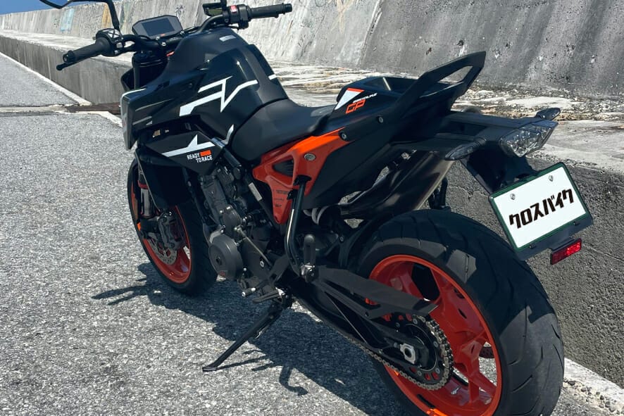 KTM 890 DUKE最新バイクレポート 2023年10月号 | 沖縄の新車