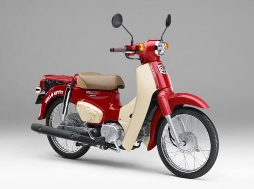 キティちゃんメロディースクーター ハローキティ誕生50周年を記念した特別仕様車登場!! タイ・ホンダ