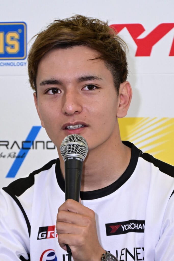 真夏のレースで平良＆翁長が奮闘！ | 沖縄の中古車は沖縄専門【クロス