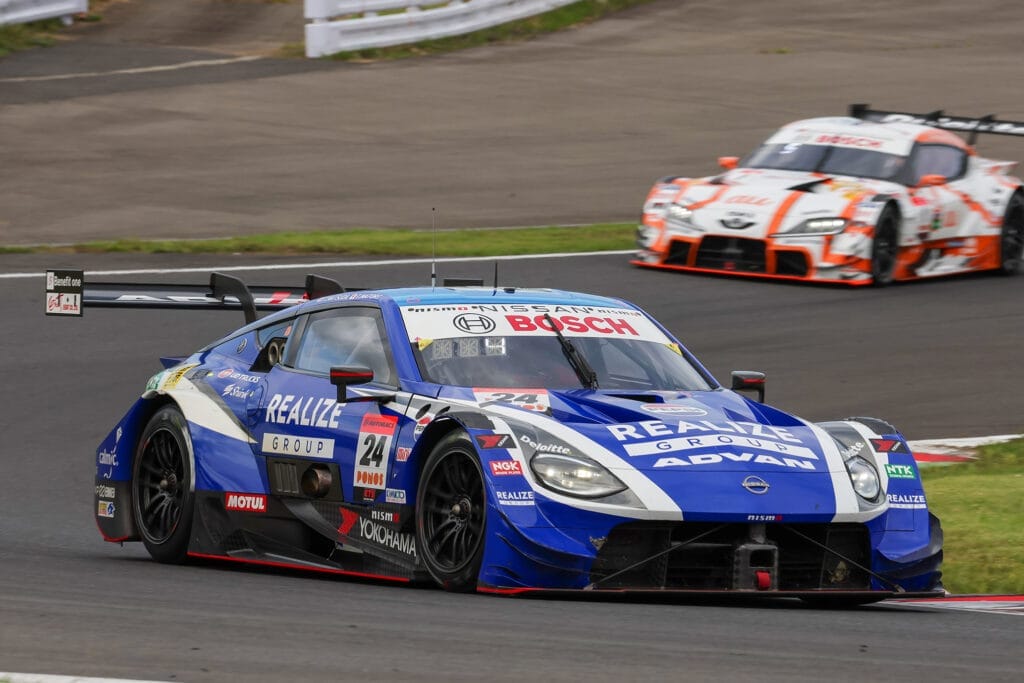 リアライズコーポレーション ADVAN Zが9年ぶりに優勝！ | 沖縄の中古車